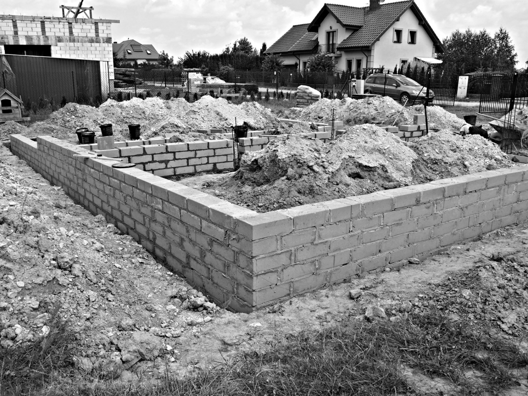Zdjęcie do wpisu: Od fundamentów po stan zero