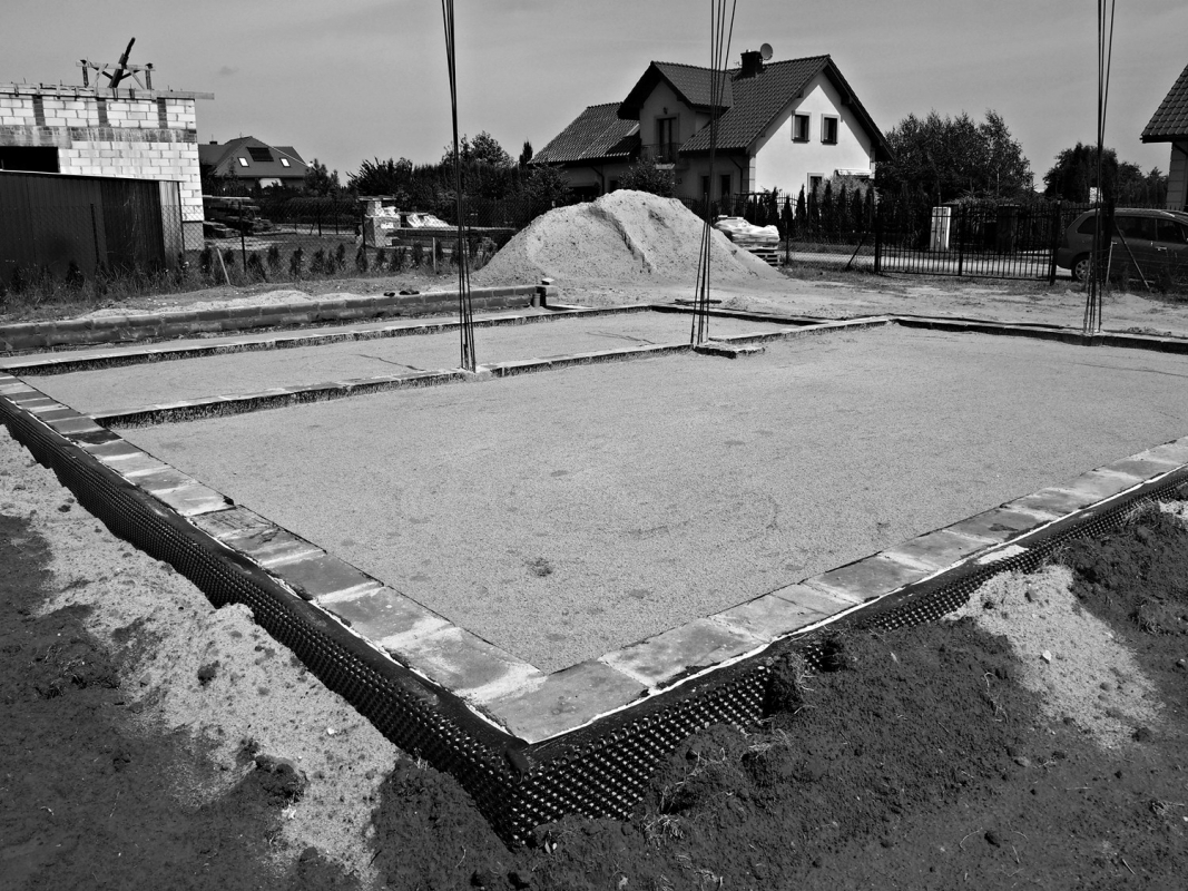 Zdjęcie do wpisu: Od fundamentów po stan zero